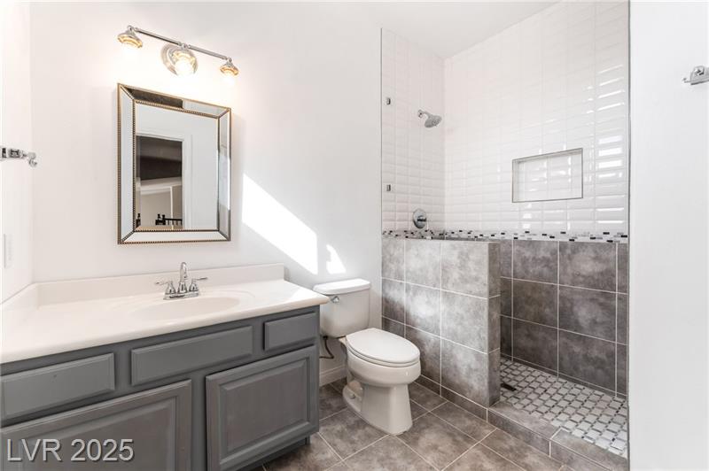 Las Vegas, Nevada, 89110, United States, 6 Bedrooms Bedrooms, ,3 BathroomsBathrooms,Residential,For Sale,1987091