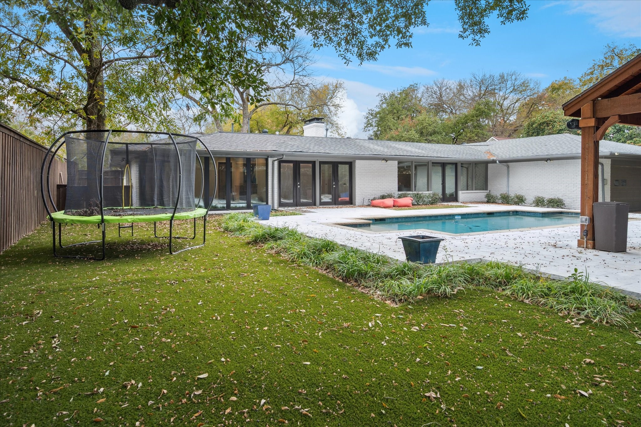 Dallas, Texas, 75230, United States, 4 Bedrooms Bedrooms, ,5 BathroomsBathrooms,Residential,For Sale,2003211