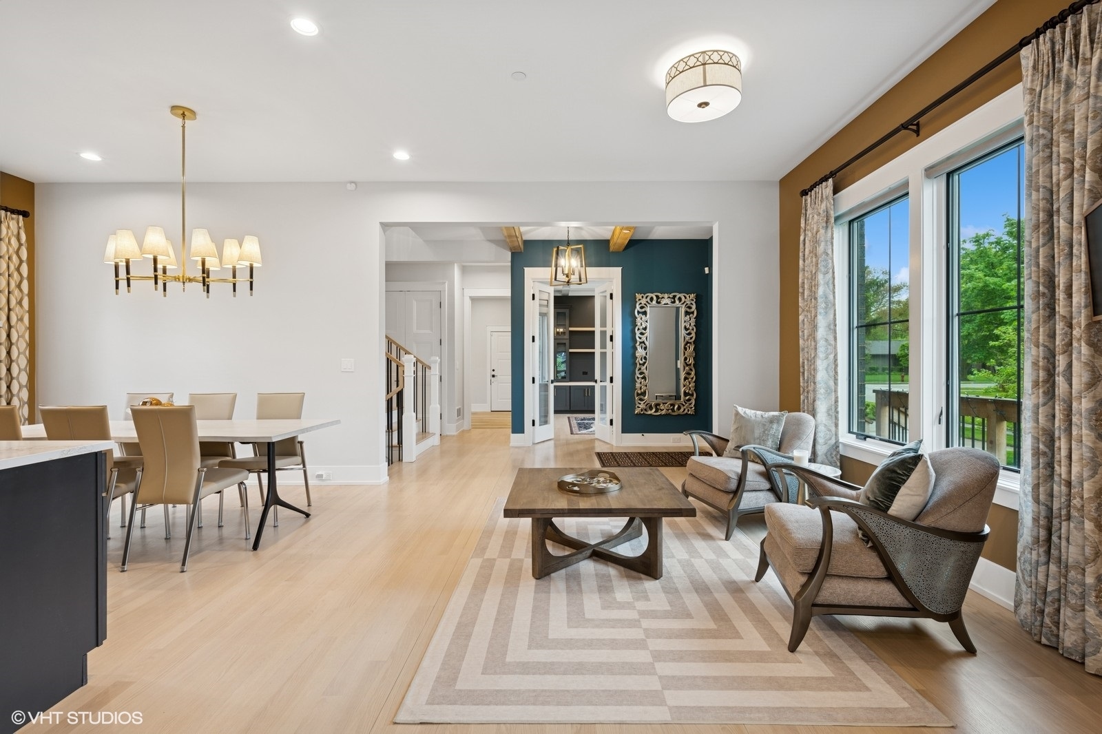 Northbrook, Illinois, 60062, United States, 5 Bedrooms Bedrooms, ,5 BathroomsBathrooms,Residential,For Sale,1827493