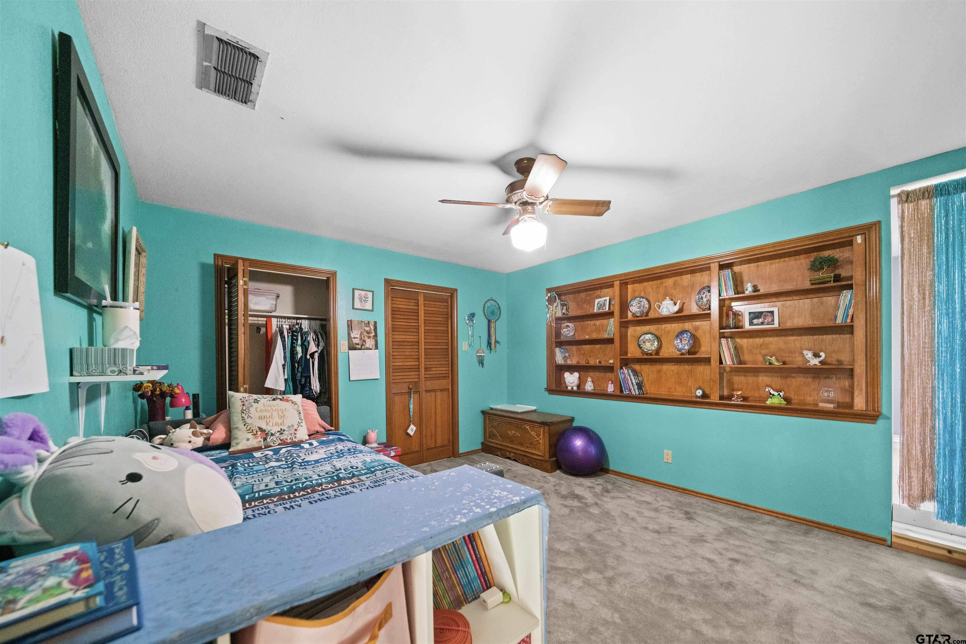 Jacksonville, Texas, 75766, United States, 6 Bedrooms Bedrooms, ,4 BathroomsBathrooms,Residential,For Sale,1805693