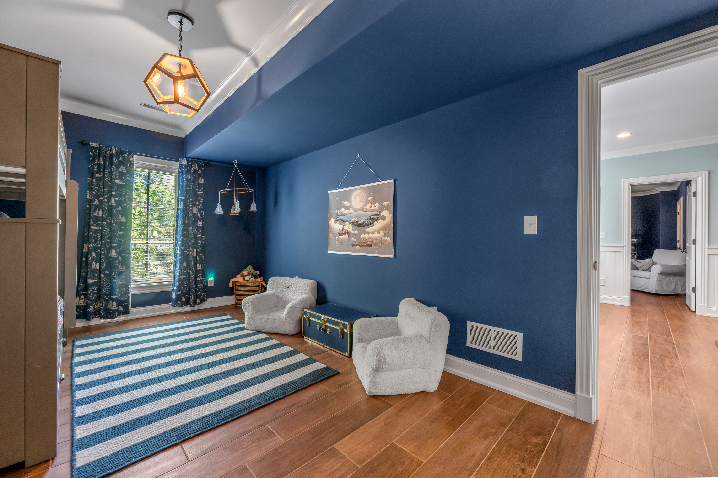  111 Roseburg Way - 物件實景