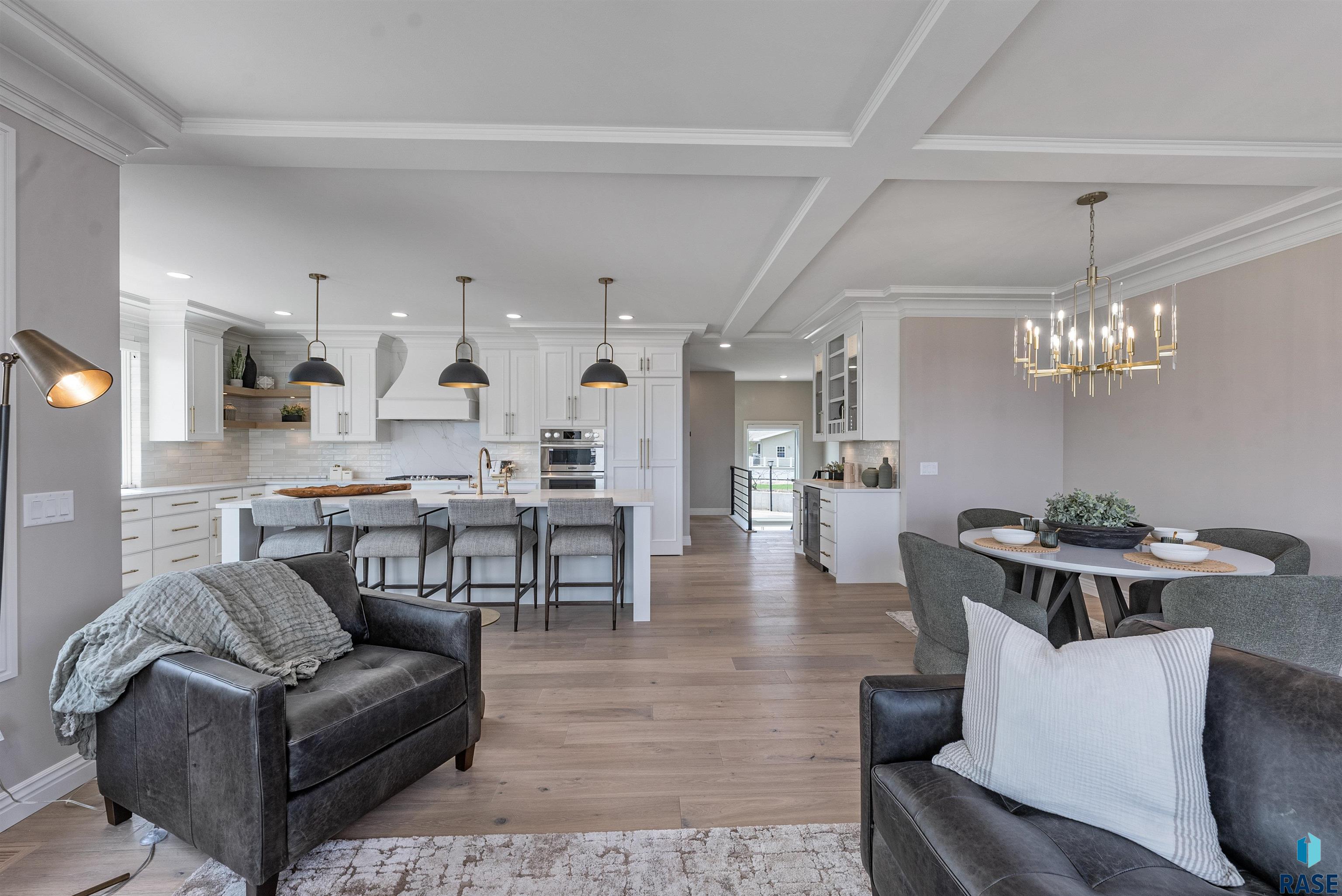 Sioux Falls, South Dakota, 57106, United States, ,Residential,For Sale,1986219