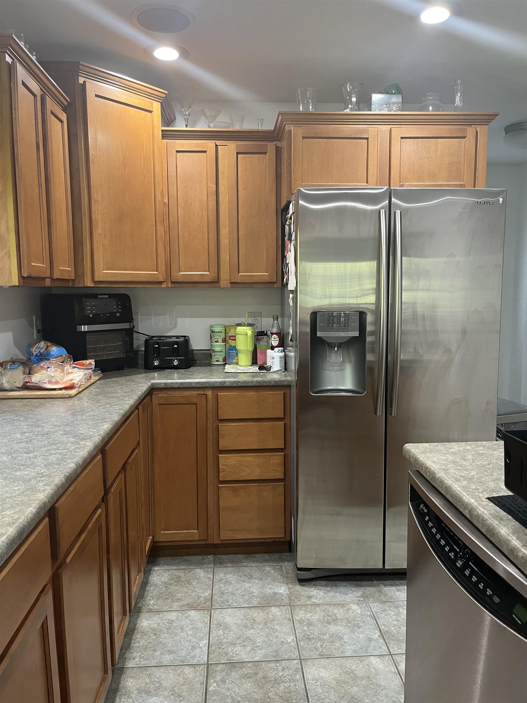 Pittsfield, New Hampshire, 03263, United States, 3 Bedrooms Bedrooms, ,3 BathroomsBathrooms,Residential,For Sale,1967669