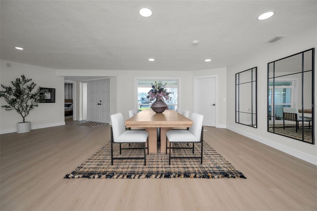 Largo, Florida, 33770, United States, 3 Bedrooms Bedrooms, ,2 BathroomsBathrooms,Residential,For Sale,1991243