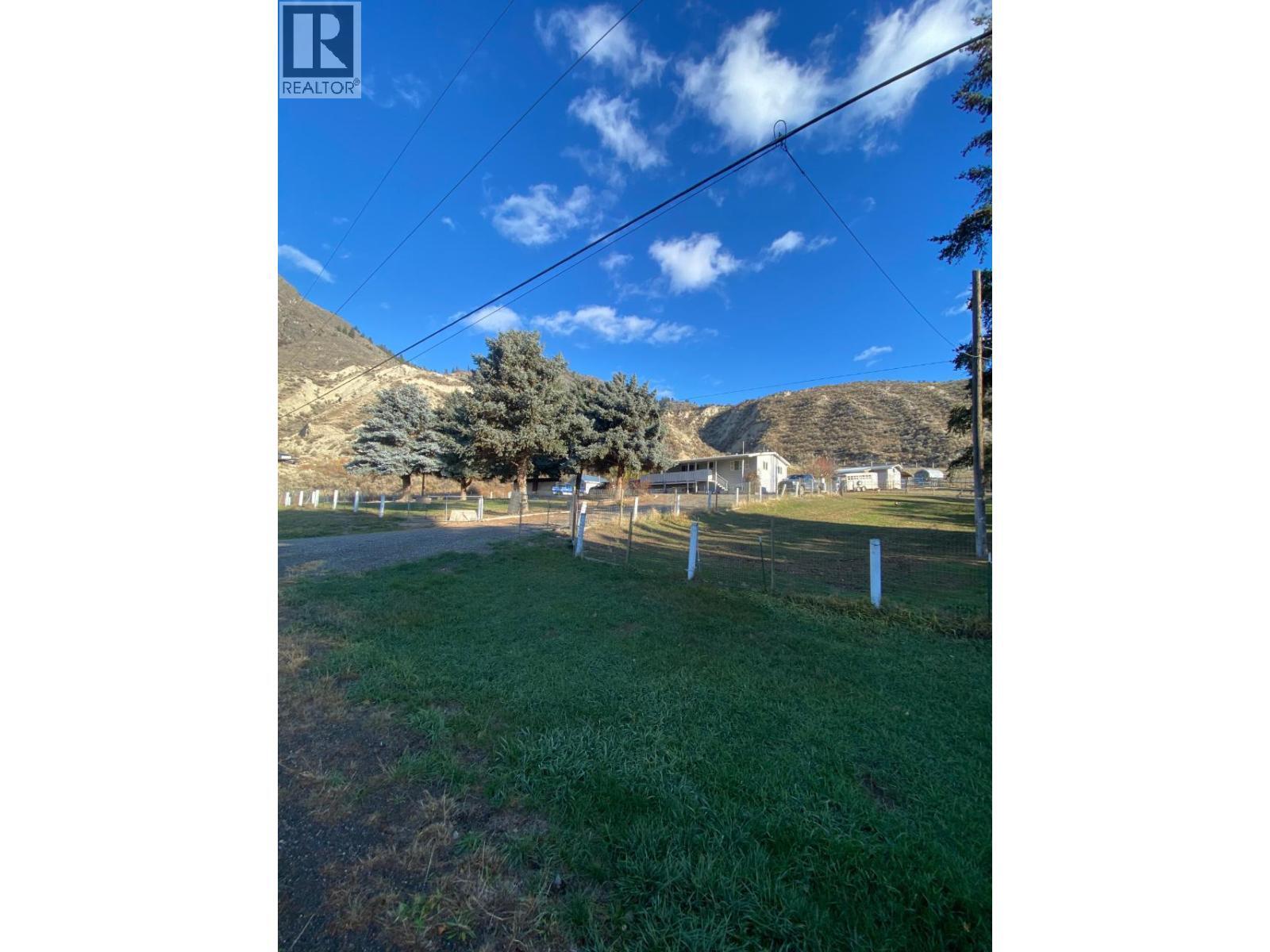 KAMLOOPS, British Columbia, V2H 1S7, CA, 4 Bedrooms Bedrooms, ,3 BathroomsBathrooms,Residential,For Sale,1949543