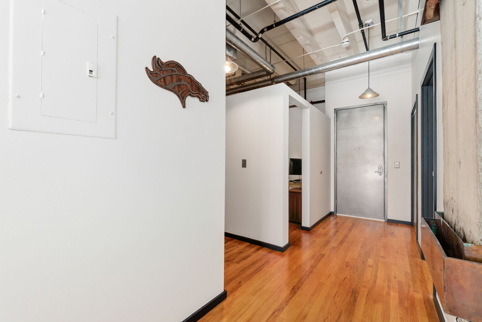  4th floor corner loft with historic character in LoDo - 物件實景