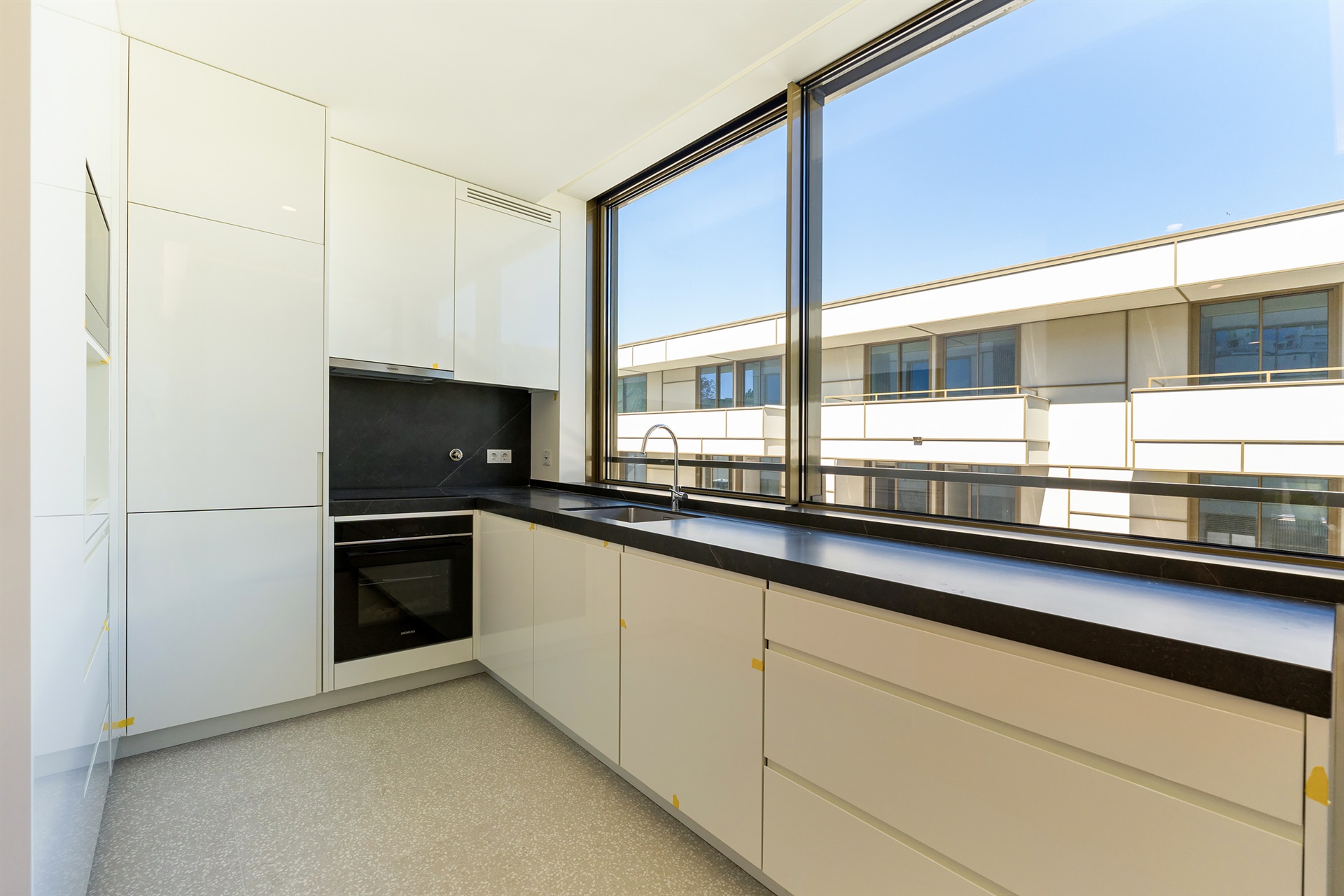  Flat, 2 bedrooms, for Sale - 物件實景