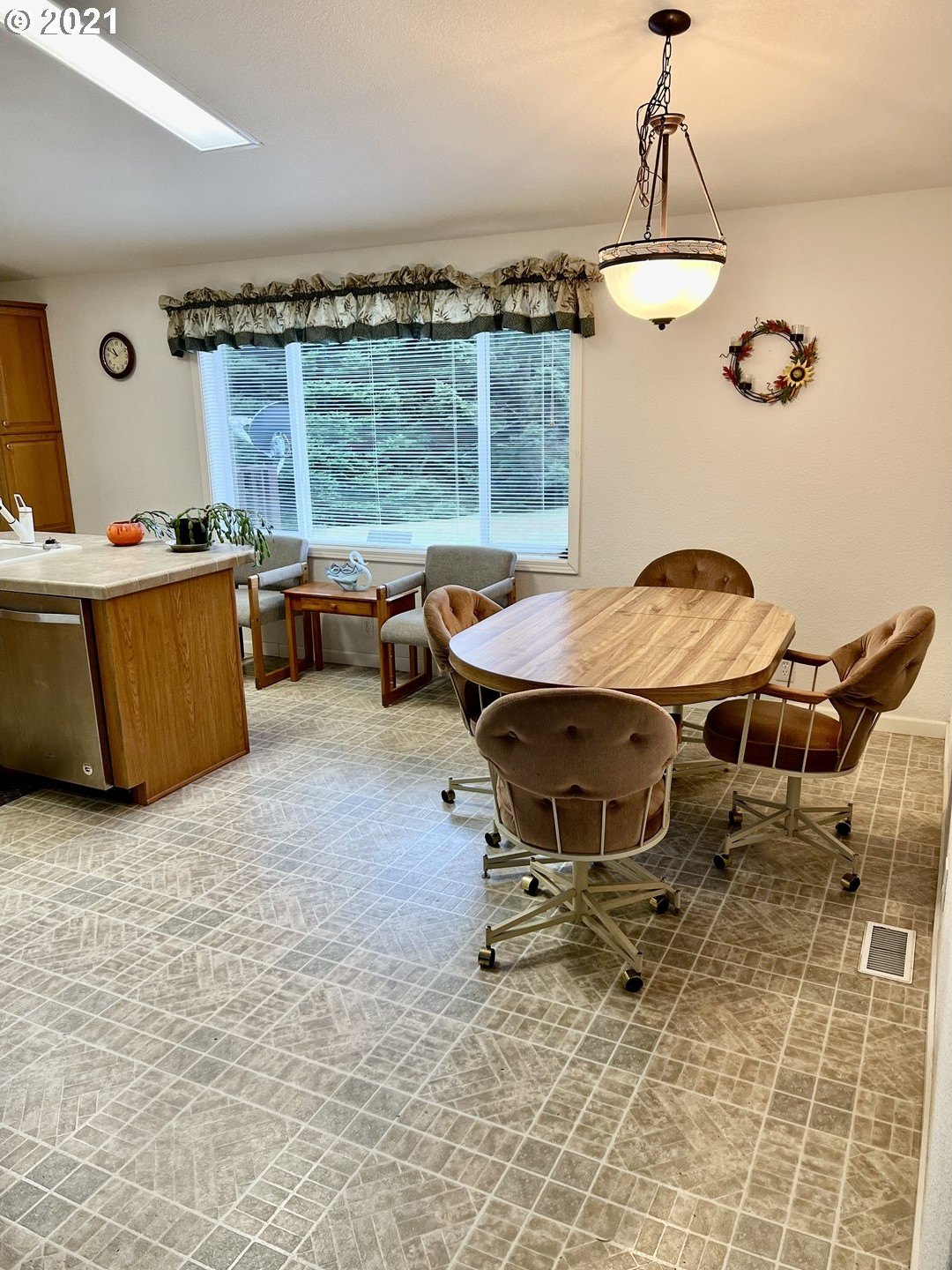 GoldBeach, Oregon, 97444, United States, 3 Bedrooms Bedrooms, ,1 BathroomBathrooms,Residential,For Sale,2009283