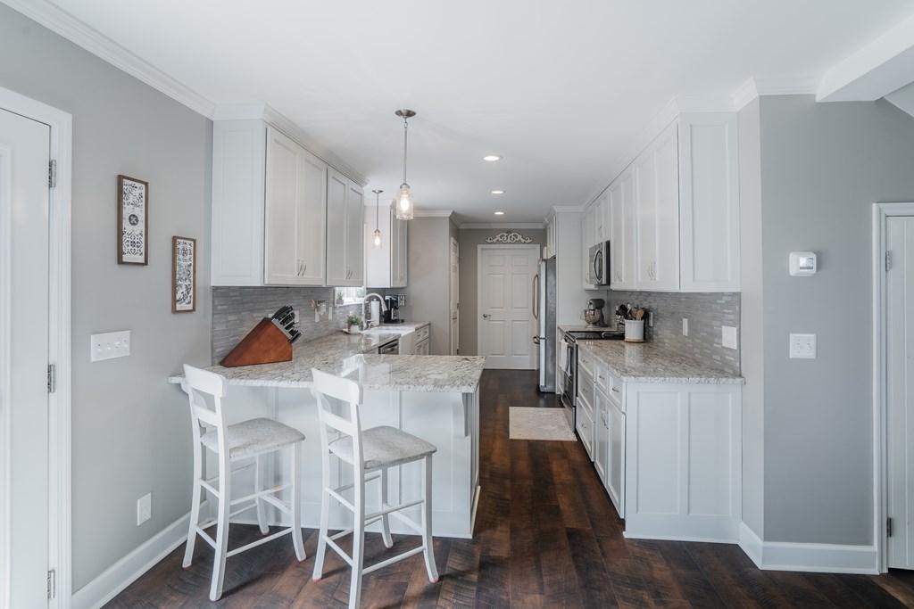 CHATSWORTH, Georgia, 30705, United States, 3 Bedrooms Bedrooms, ,3 BathroomsBathrooms,Residential,For Sale,1965219