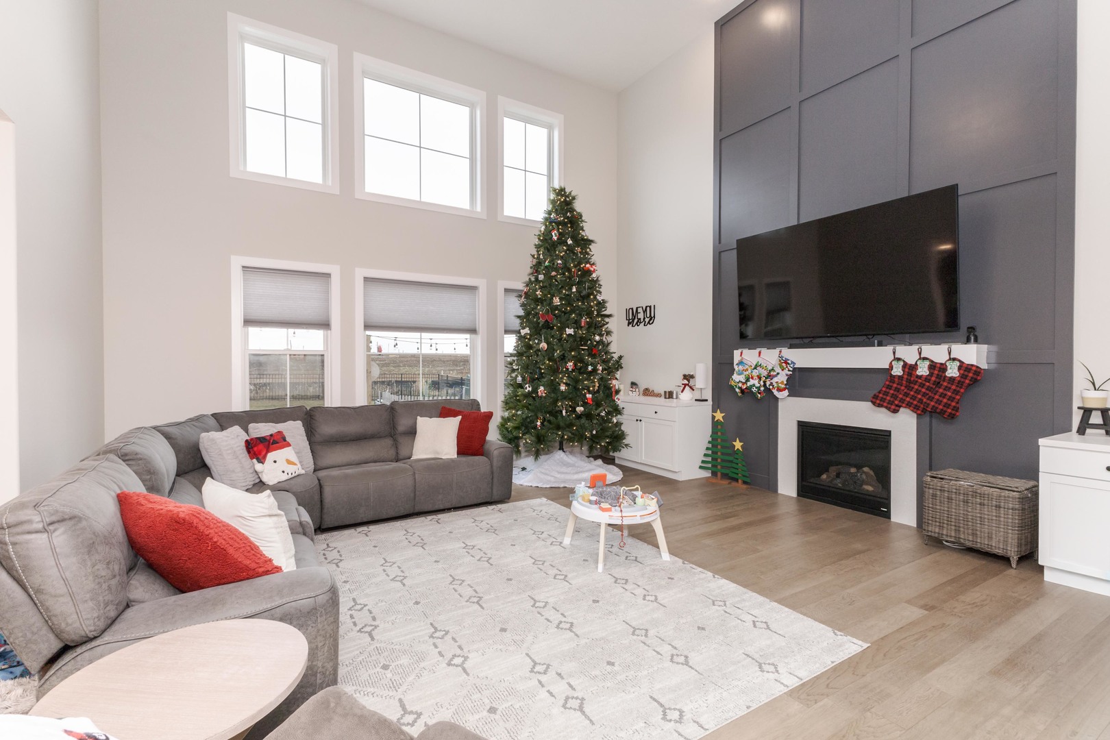 Bloomington, Illinois, 61705, United States, 4 Bedrooms Bedrooms, ,4 BathroomsBathrooms,Residential,For Sale,1996061