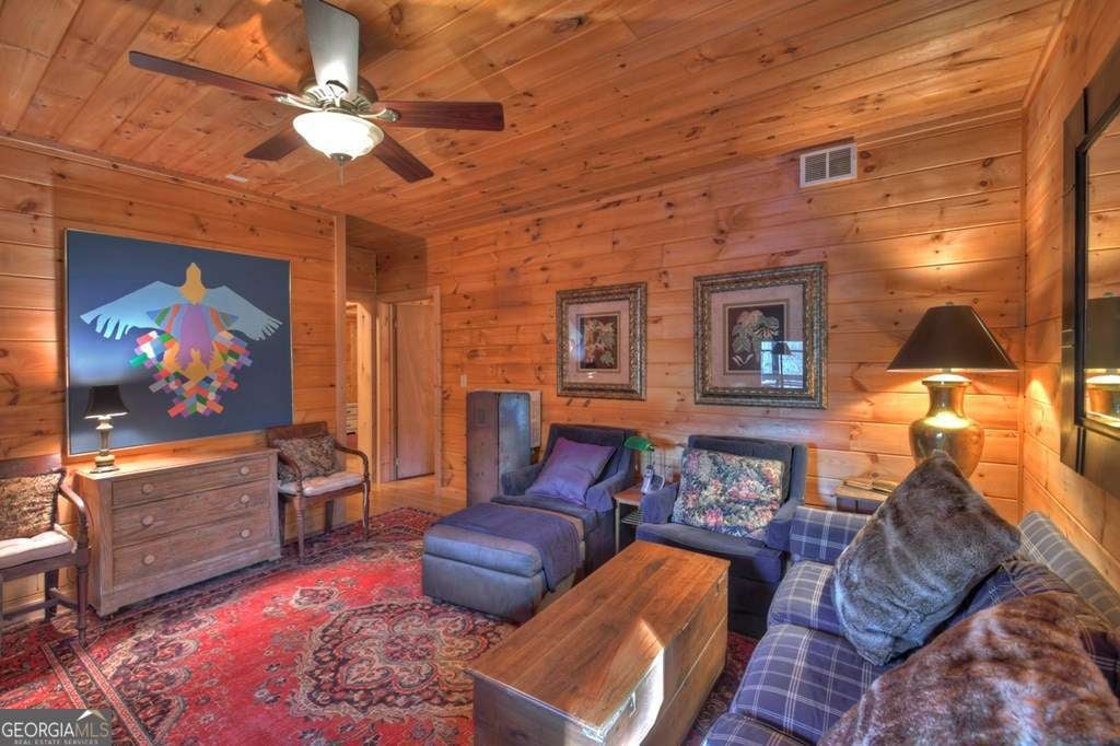 Blue Ridge, Georgia, 30513, United States, 5 Bedrooms Bedrooms, ,3 BathroomsBathrooms,Residential,For Sale,1859014