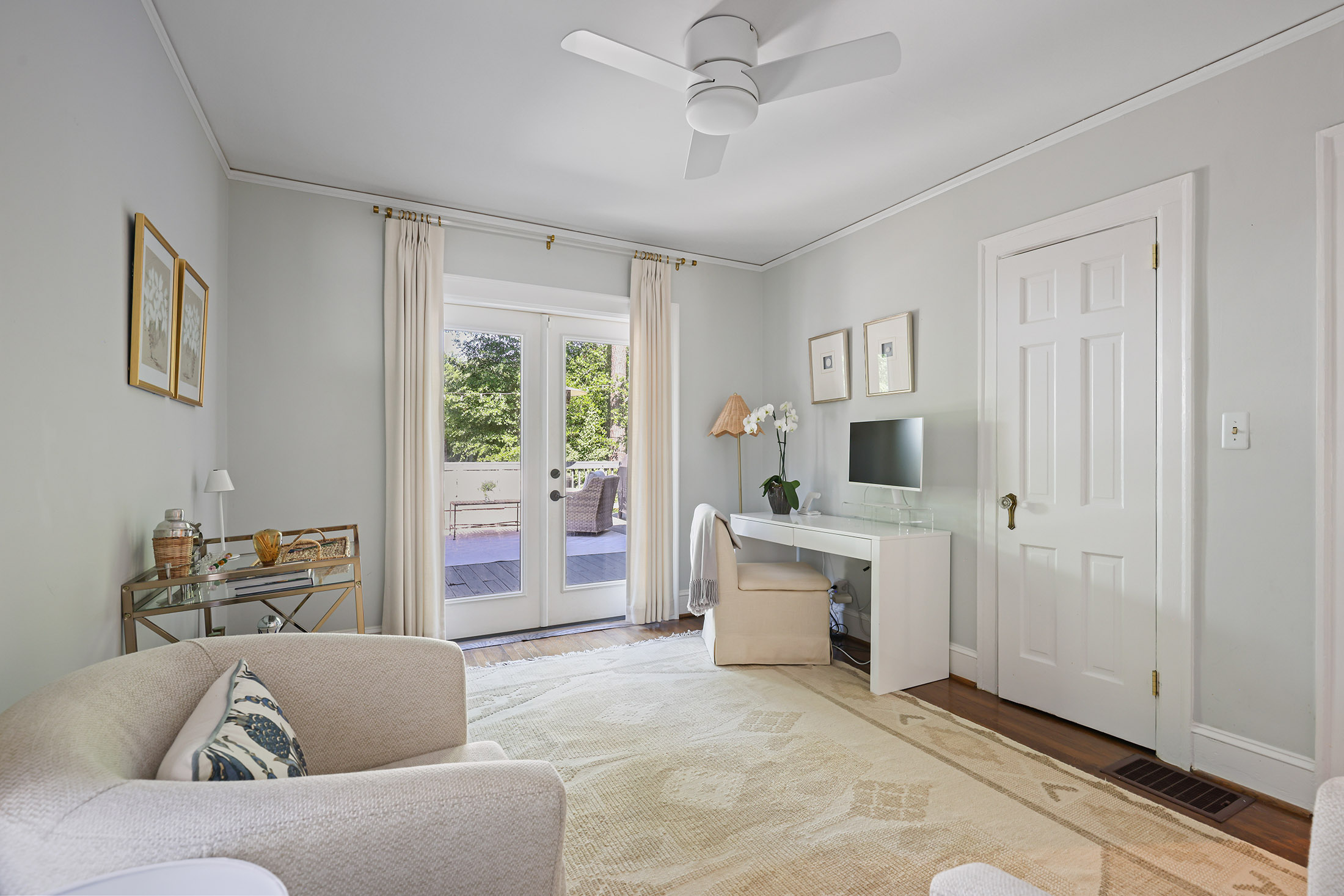  Charming Cottage in the Heart of Sought-after Peachtree Hills - 物件實景