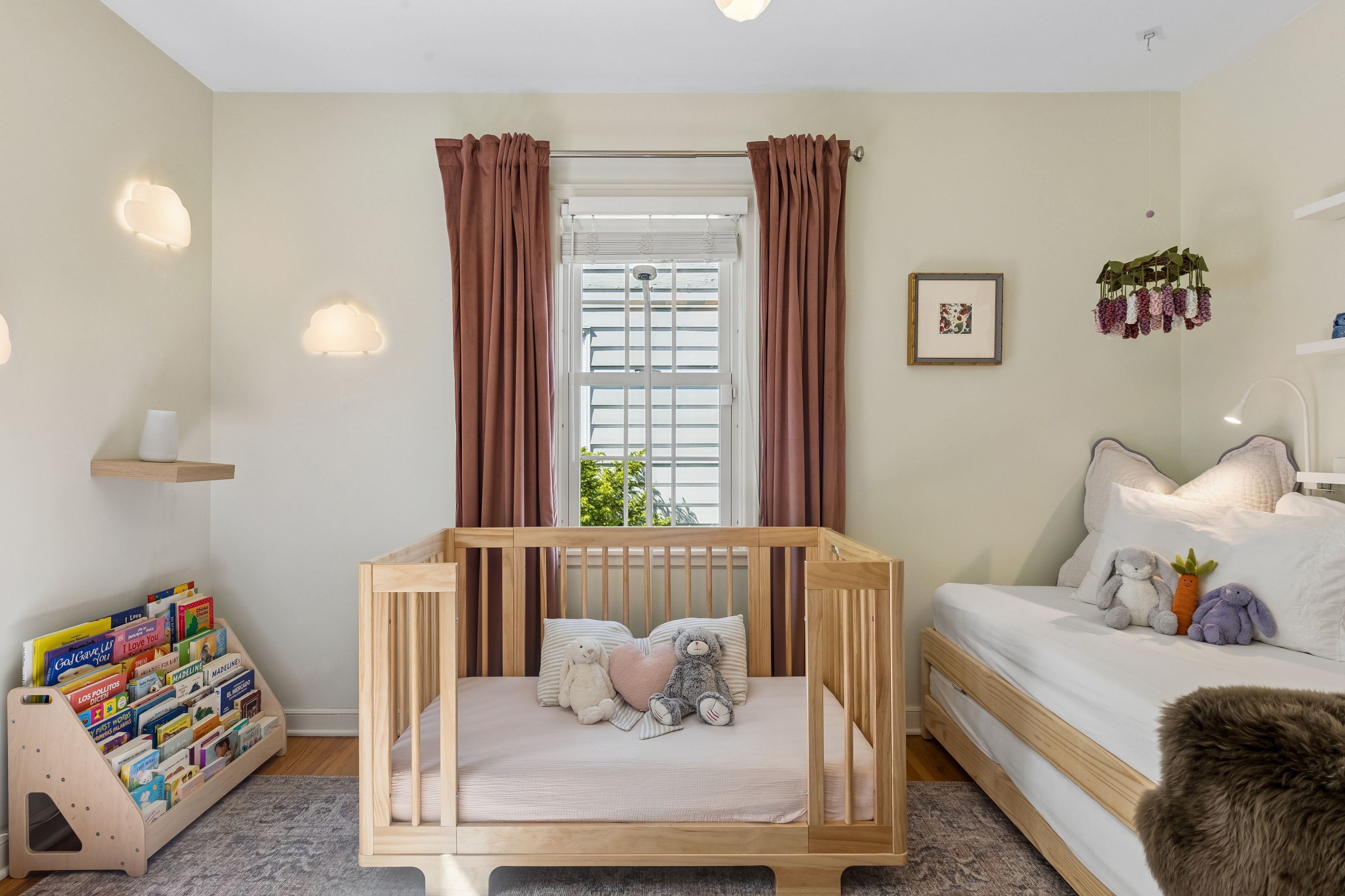  Elegant Cape Cod Living with Timeless Architectural Detail - 物件實景