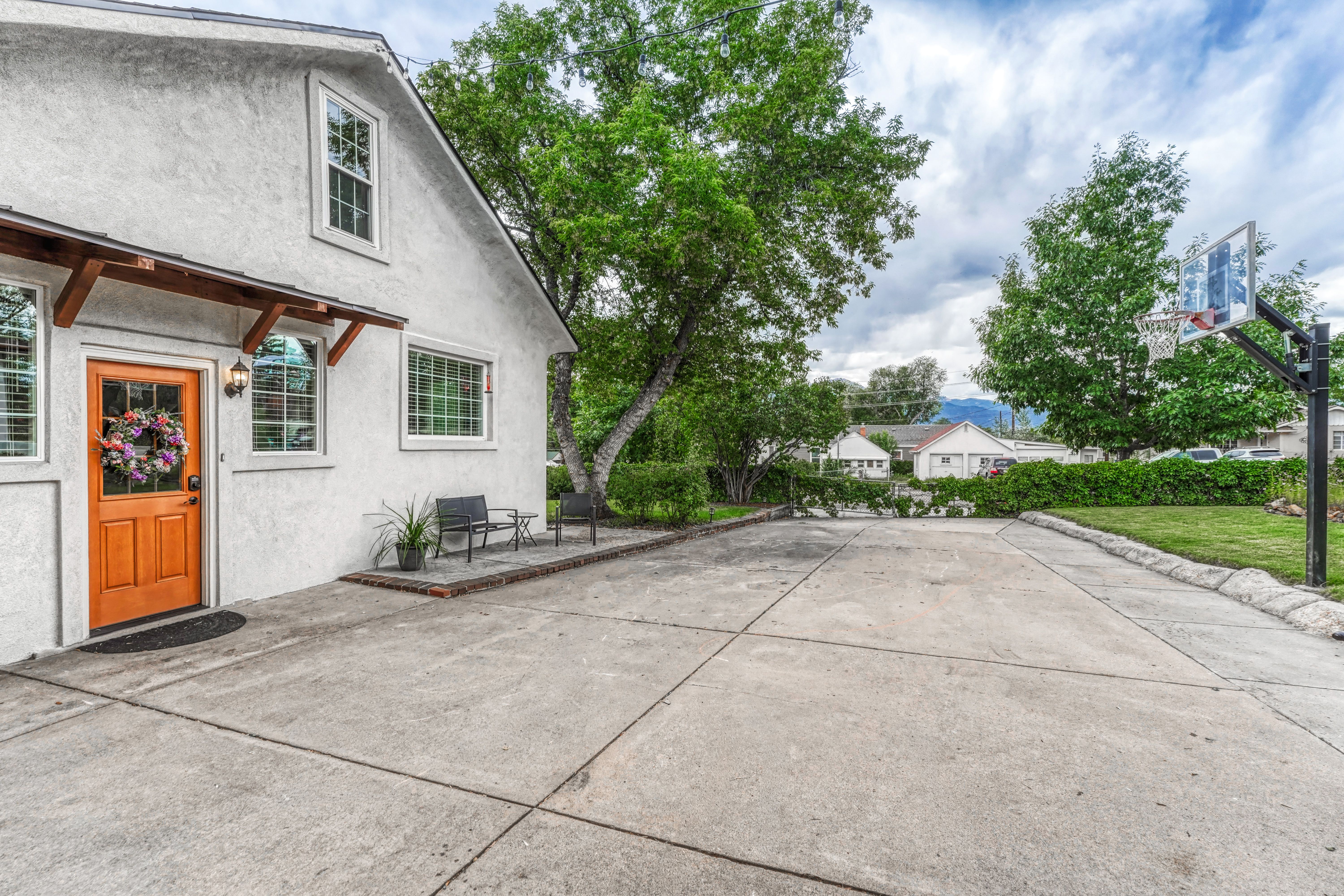  Corner-Lot Charm Near Patty Jewett and Downtown - 物件實景