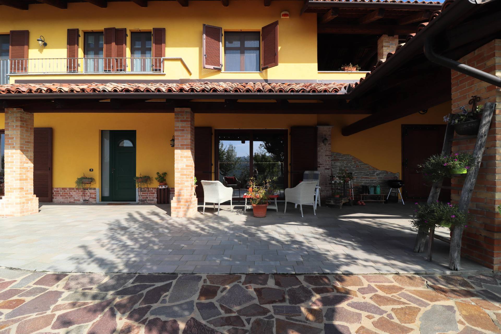 Localit? riviera, Monforte d'Alba, Cuneo, 12065, IT, 3 Bedrooms Bedrooms, ,3 BathroomsBathrooms,Residential,For Sale,Localit? riviera,1639521
