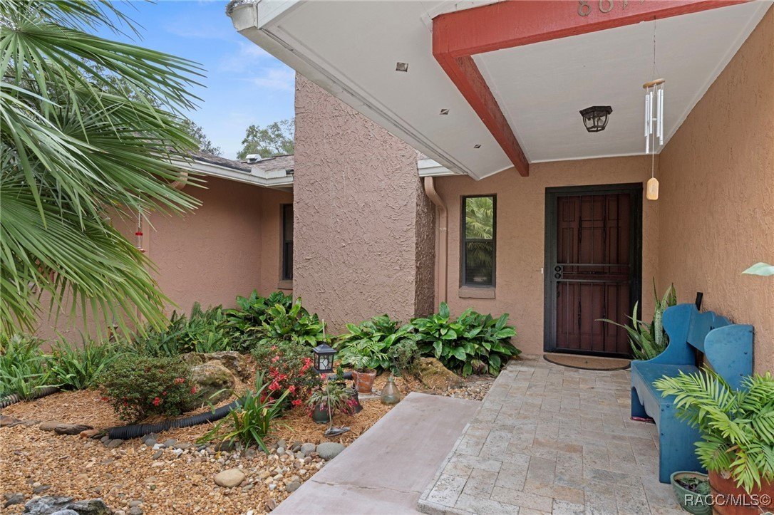 Crystal River, Florida, 34428, United States, 3 Bedrooms Bedrooms, ,2 BathroomsBathrooms,Residential,For Sale,2006221