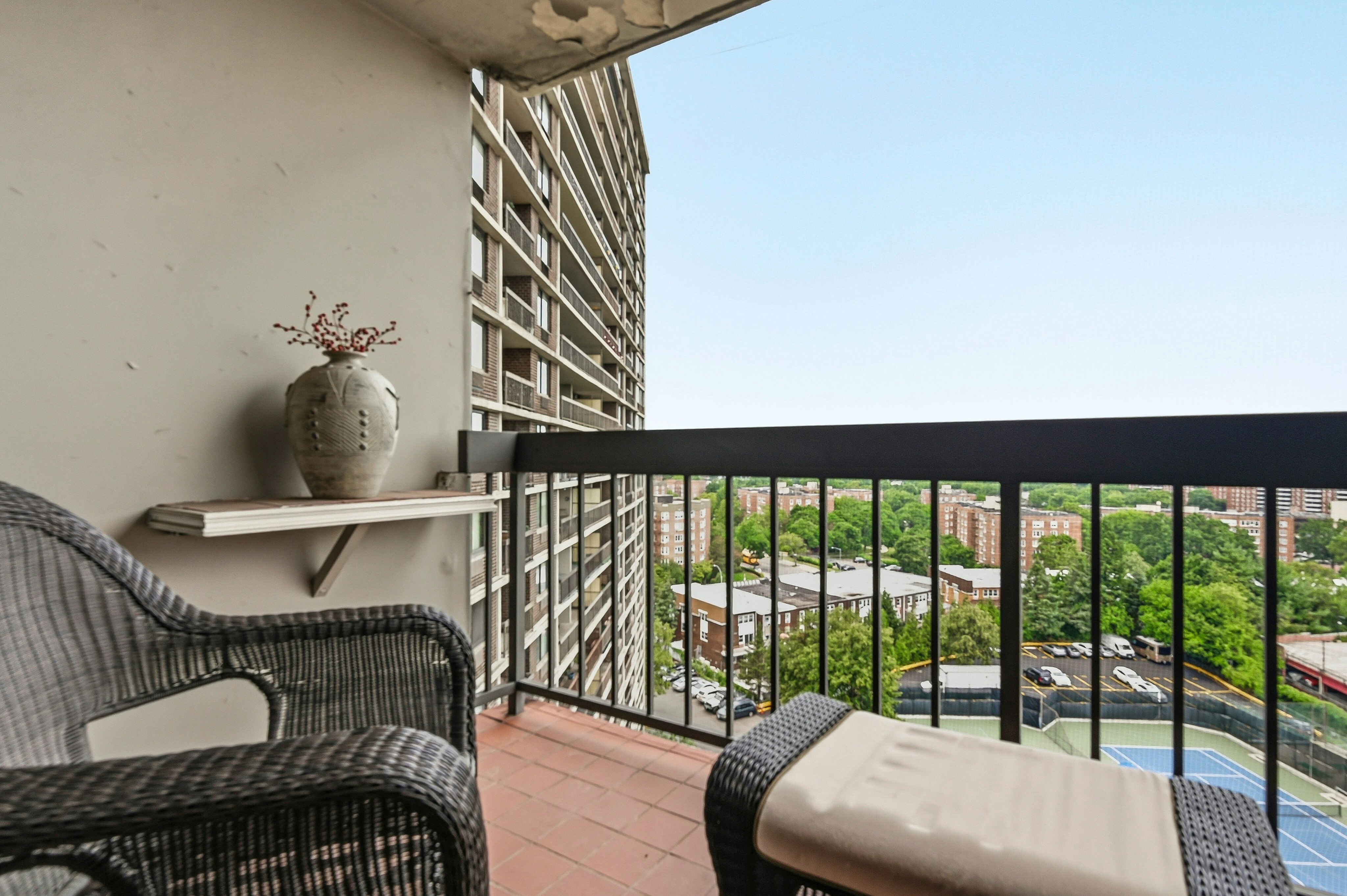  2 Bay Club Drive, Bayside, NY 11360 - 物件實景