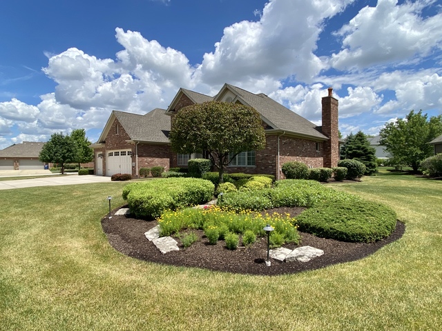 Mokena, Illinois, 60448, United States, 5 Bedrooms Bedrooms, ,4 BathroomsBathrooms,Residential,For Sale,1915819