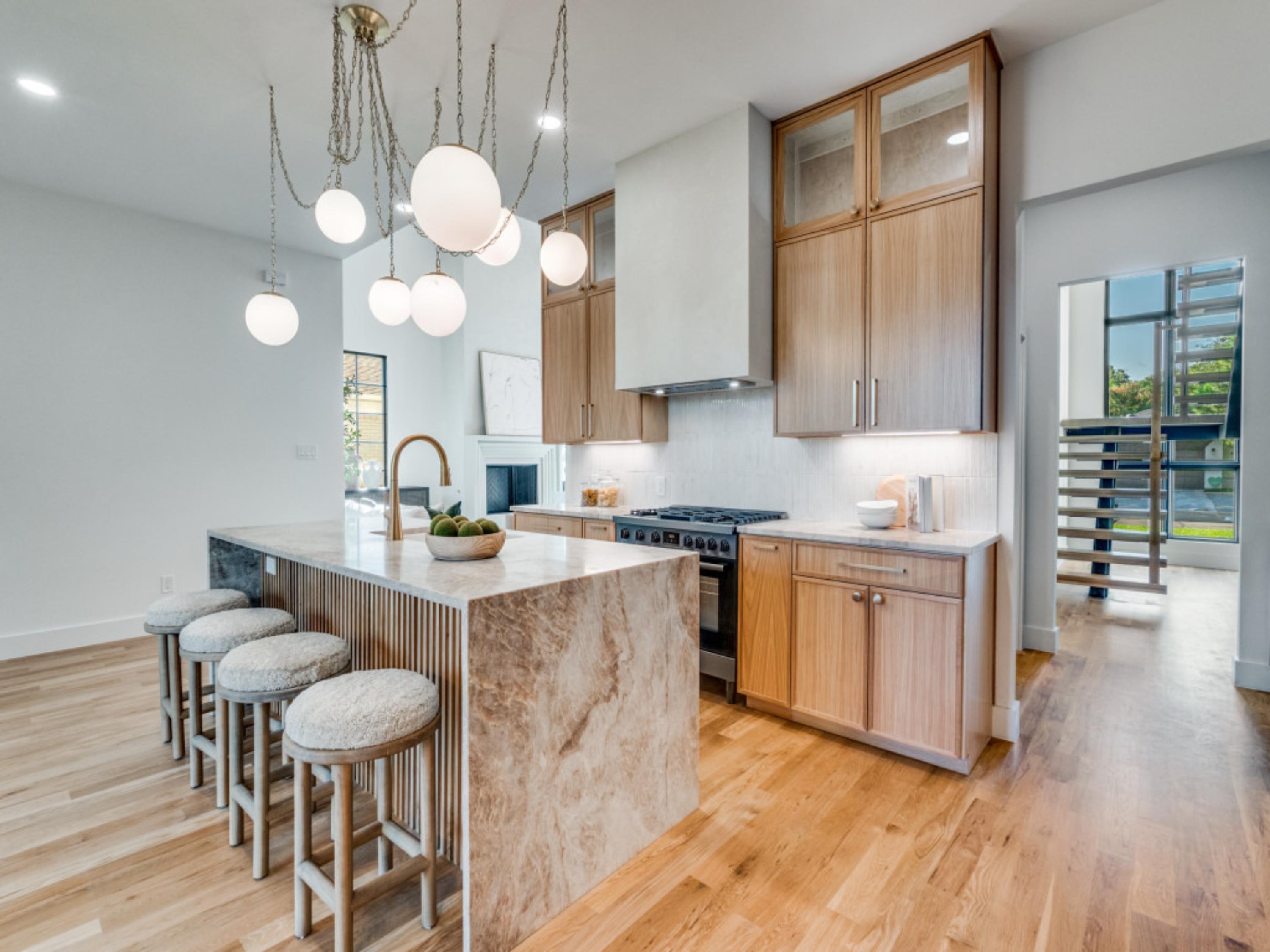  Refined Lake Highlands Living with Timeless Modern Touches - 物件實景