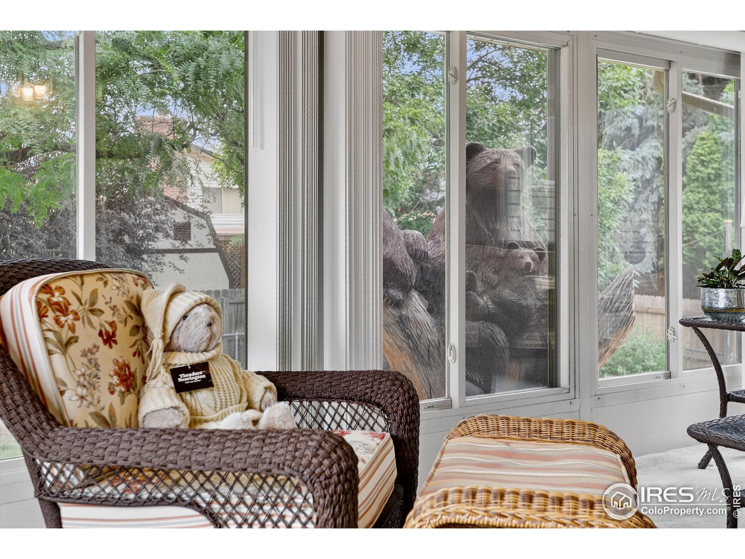 Longmont, Colorado, 80501, United States, 4 Bedrooms Bedrooms, ,2 BathroomsBathrooms,Residential,For Sale,1994687