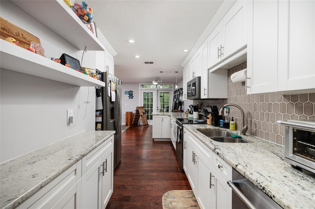 St Petersburg, Florida, 33702, United States, 3 Bedrooms Bedrooms, ,3 BathroomsBathrooms,Residential,For Sale,1885846