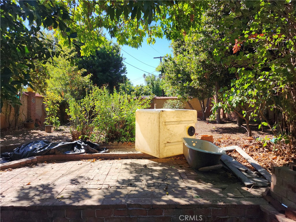 Riverside, California, 92501, United States, 4 Bedrooms Bedrooms, ,2 BathroomsBathrooms,Residential,For Sale,1966223
