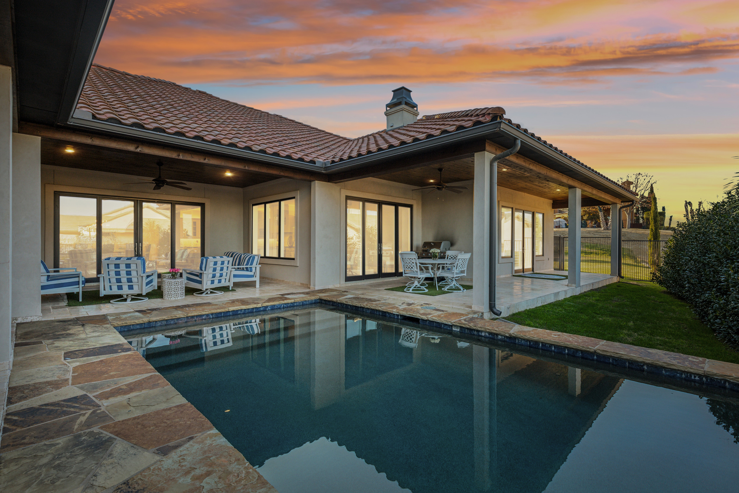  Mediterranean Luxury with Resort-Style Pool & Private Casita - 物件實景