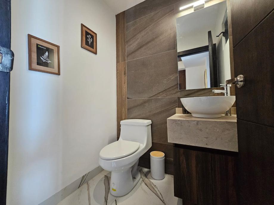 Torreón, Coahuila de Zaragoza, 27000, Mexico, 1 Bedroom Bedrooms, ,1 BathroomBathrooms,Residential,For Sale,1994701