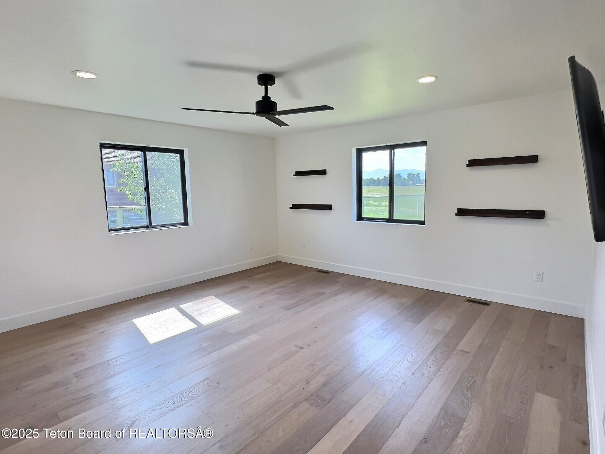 Victor, Idaho, 83455, United States, 3 Bedrooms Bedrooms, ,2 BathroomsBathrooms,Residential,For Sale,1982100