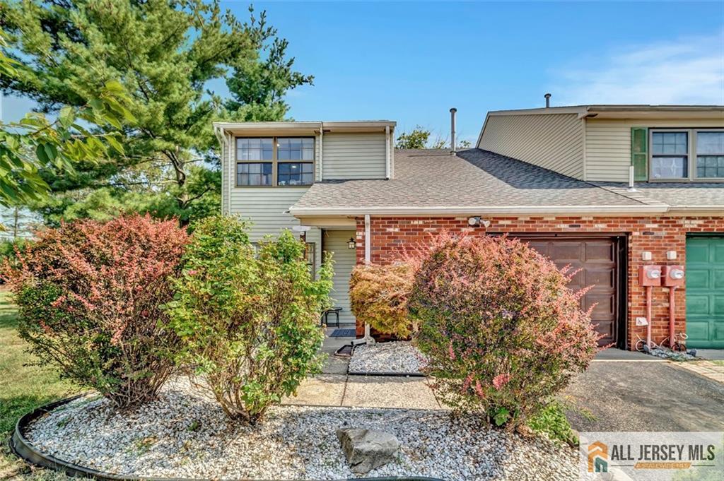 East Brunswick, New Jersey, 08816, United States, 3 Bedrooms Bedrooms, ,3 BathroomsBathrooms,Residential,For Sale,1917391
