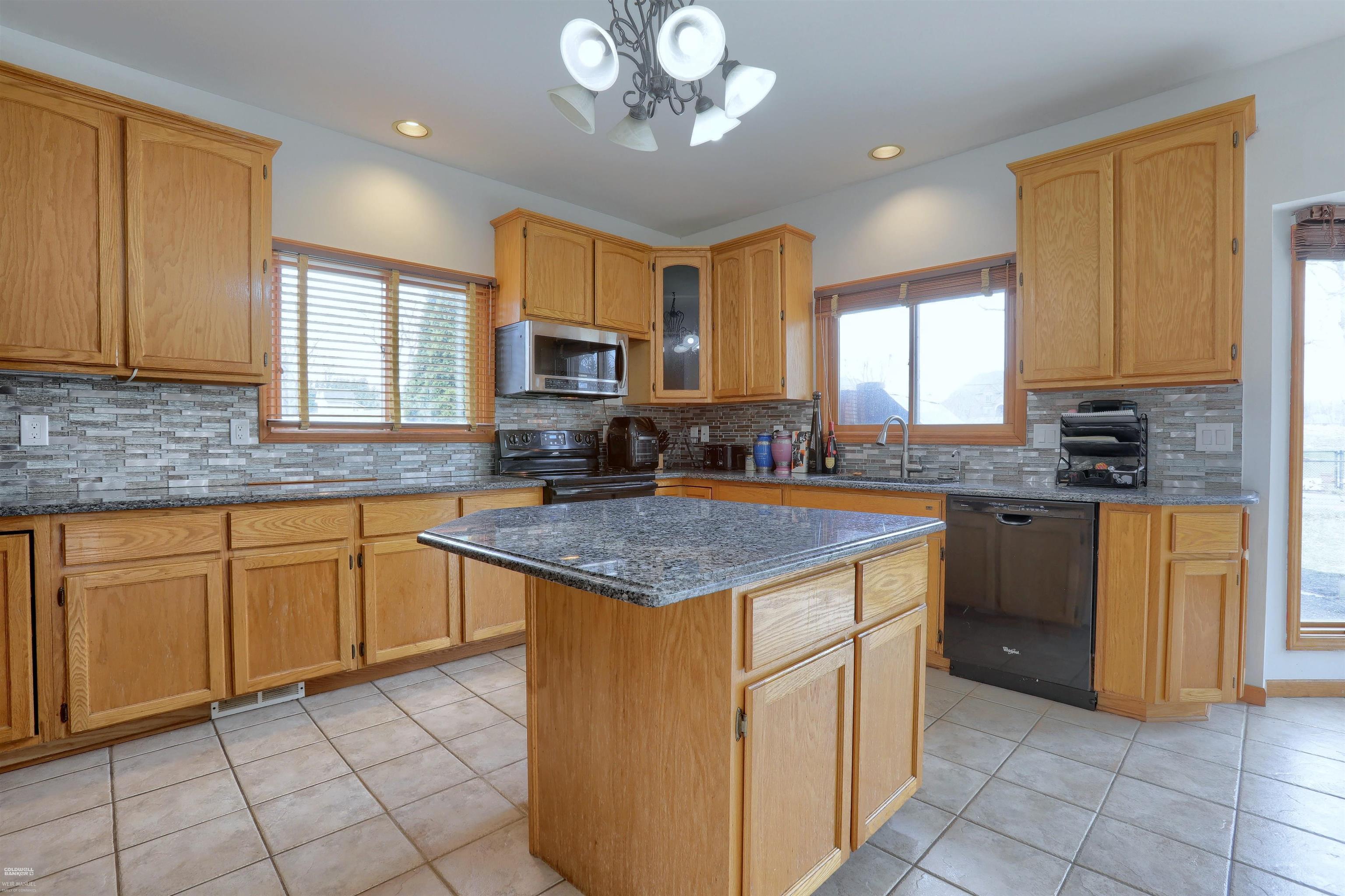 7831 Roberta Lane, Washington, Michigan, 48094, United States, 4 Bedrooms Bedrooms, ,3 BathroomsBathrooms,Residential,For Sale,7831 Roberta Lane,1610130