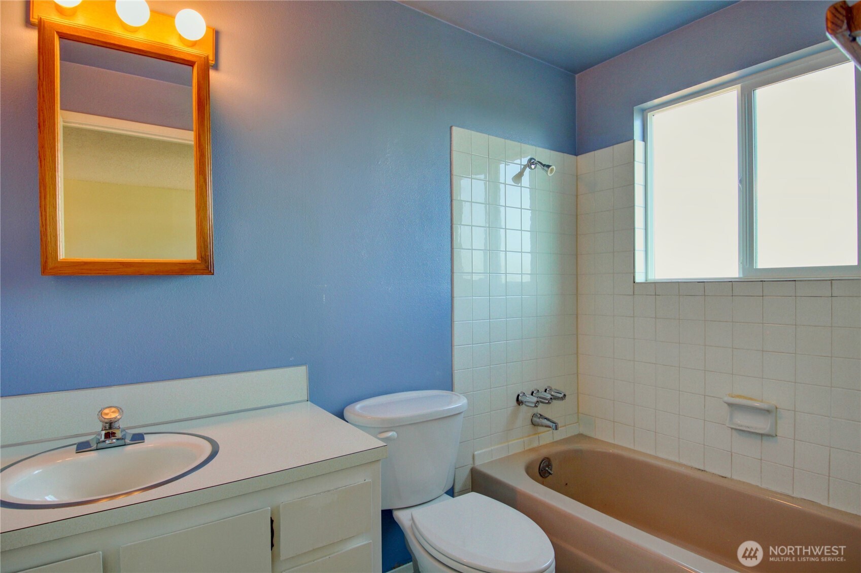 Anacortes, Washington, 98221, United States, 3 Bedrooms Bedrooms, ,1 BathroomBathrooms,Residential,For Sale,1927416