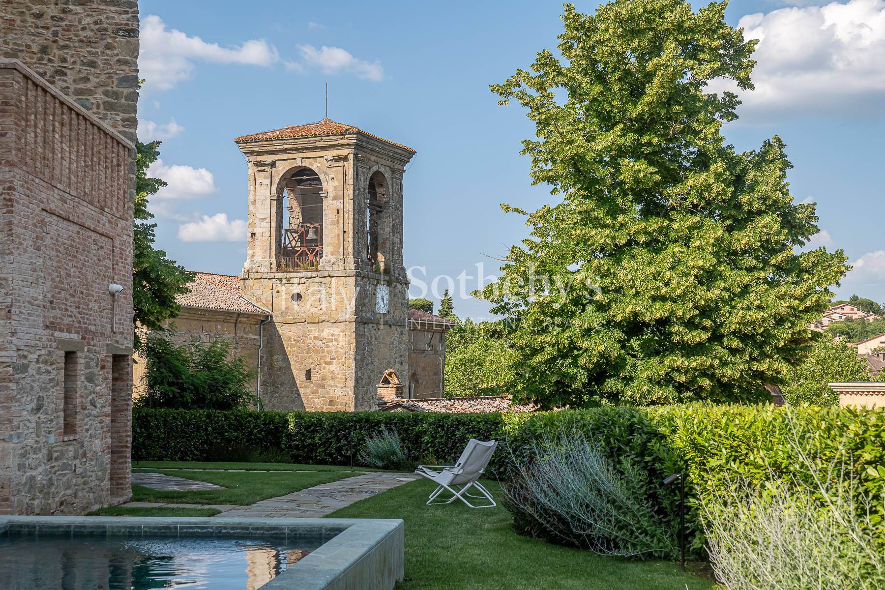  Meticulously Restored Historic Residence with Swimming Pool - 物件實景