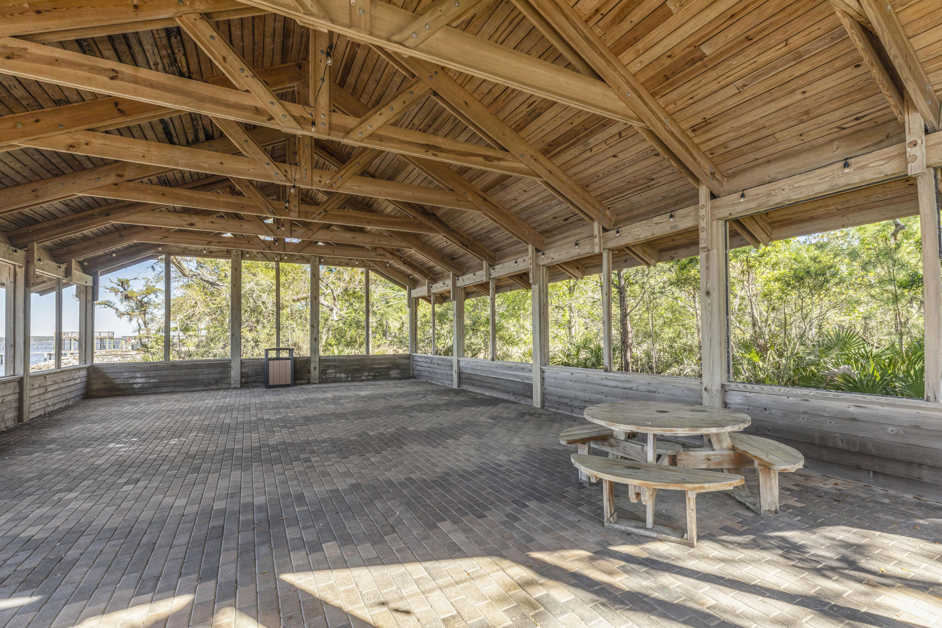 Freeport, Florida, 32439, United States, 4 Bedrooms Bedrooms, ,3 BathroomsBathrooms,Residential,For Sale,1876271