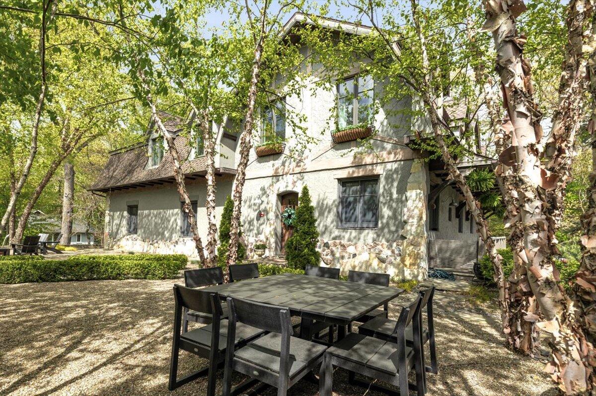 Michiana Shores, Indiana, 46360, United States, 5 Bedrooms Bedrooms, ,4 BathroomsBathrooms,Residential,For Sale,1949684