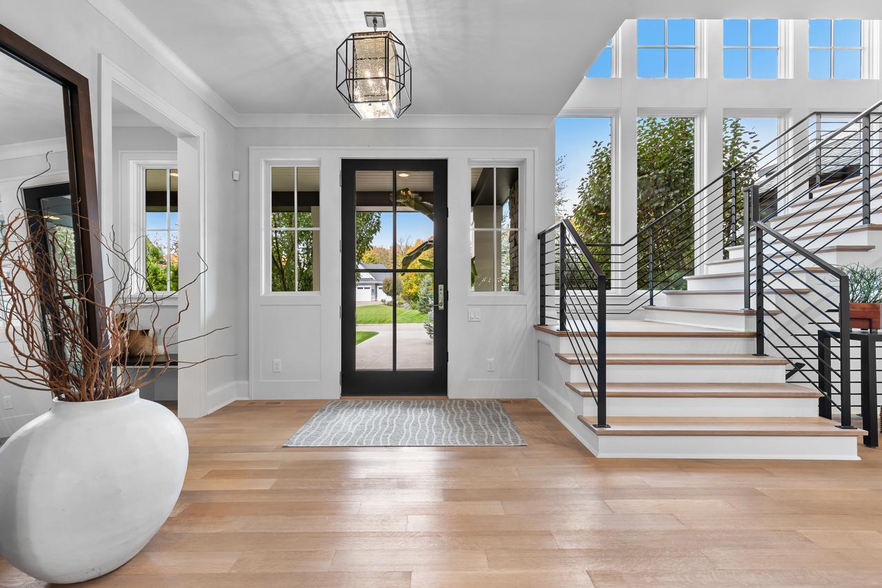 Victoria, Minnesota, 55331, United States, 5 Bedrooms Bedrooms, ,3 BathroomsBathrooms,Residential,For Sale,1994848