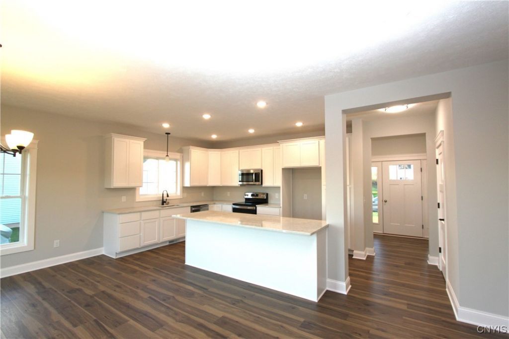 Baldwinsville, New York, 13027, United States, 3 Bedrooms Bedrooms, ,3 BathroomsBathrooms,Residential,For Sale,1918094