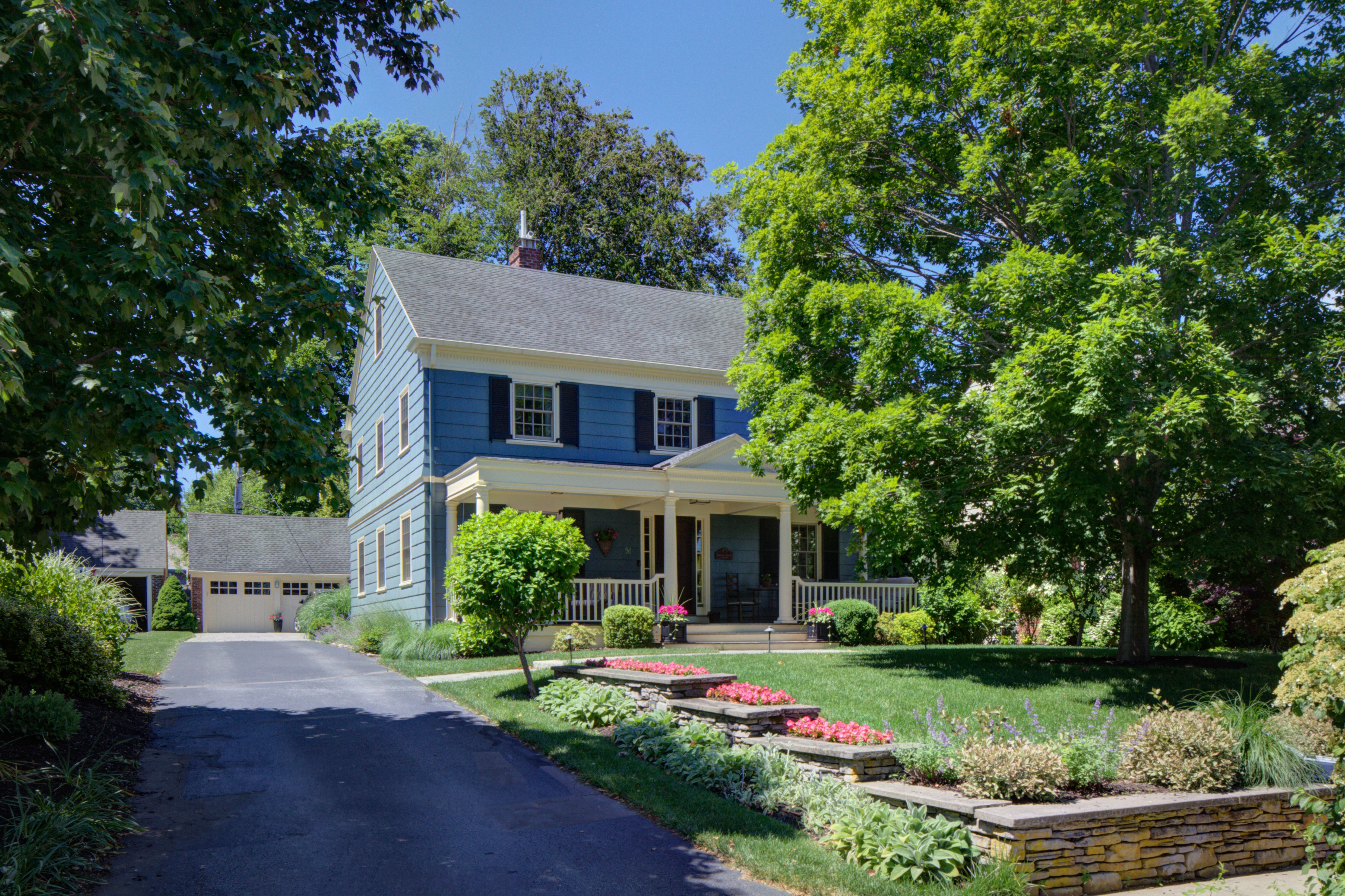  Classic Newport Colonial - 物件實景