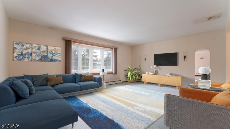 Kingwood Twp., New Jersey, 08867, United States, 3 Bedrooms Bedrooms, ,2 BathroomsBathrooms,Residential,For Sale,1988305