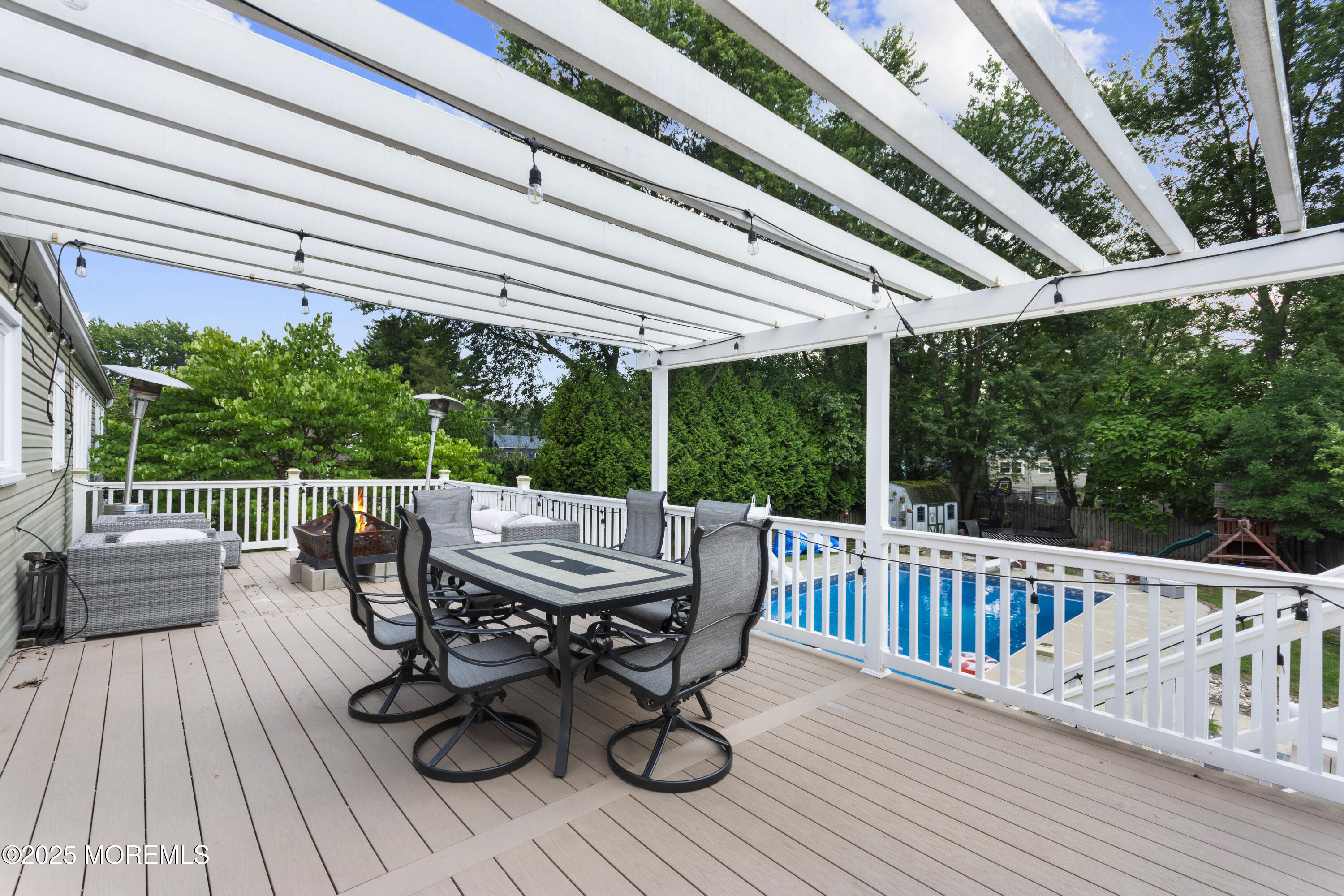 Howell, New Jersey, 07731, United States, 4 Bedrooms Bedrooms, ,3 BathroomsBathrooms,Residential,For Sale,1904378