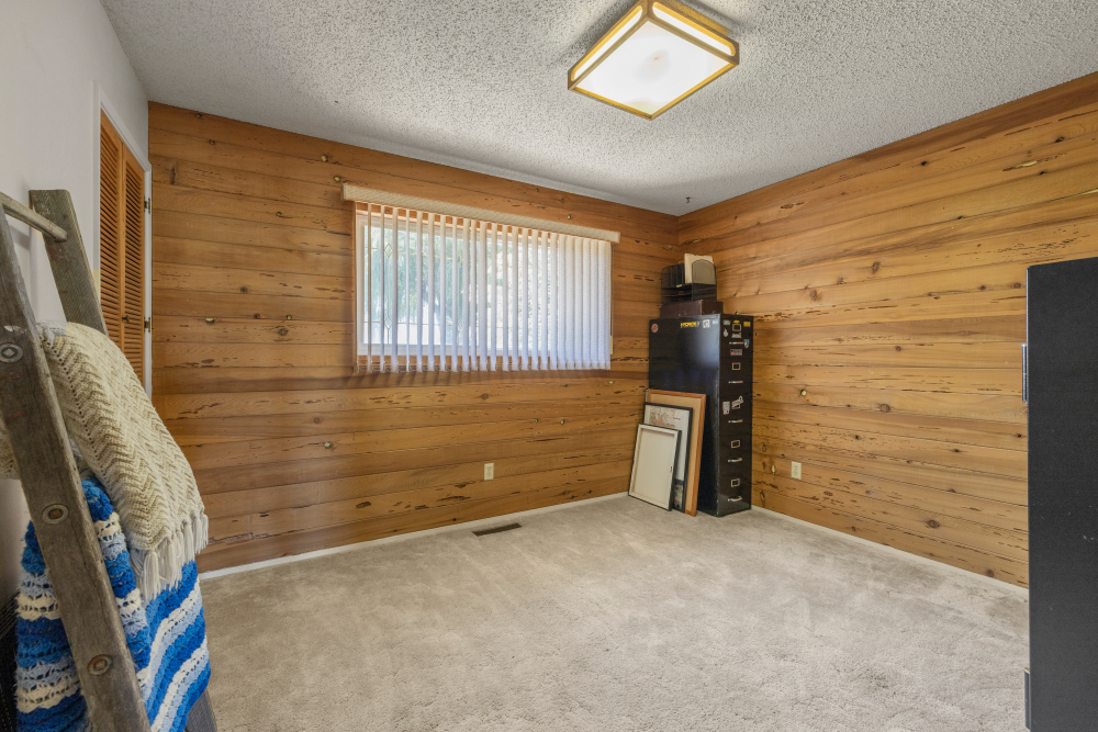 KLAMATH FALLS, Oregon, 97603, United States, 3 Bedrooms Bedrooms, ,2 BathroomsBathrooms,Residential,For Sale,1984285