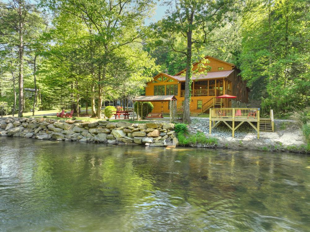 Blue Ridge, Georgia, 30513, United States, 4 Bedrooms Bedrooms, ,3 BathroomsBathrooms,Residential,For Sale,1858921