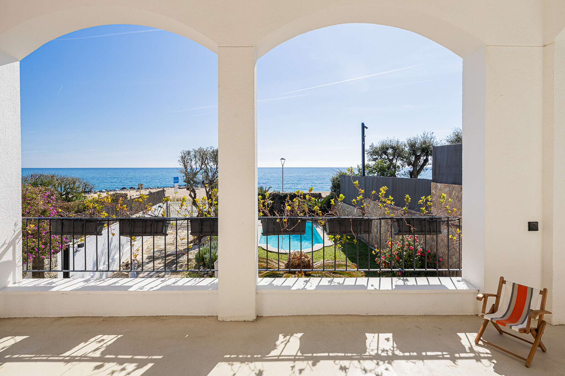  House on the seafront with tourist license, Caldes d