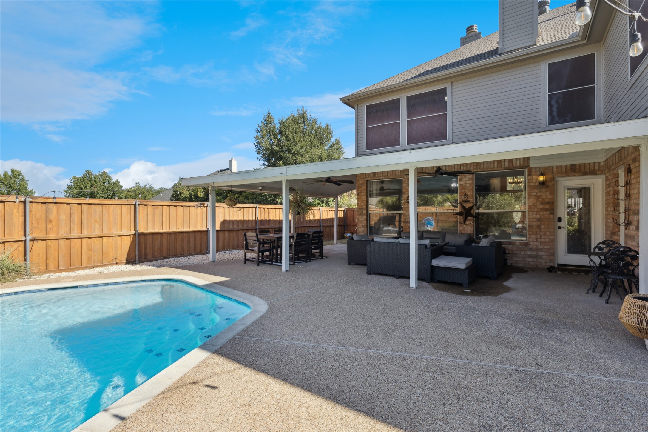 Keller, Texas, 76248, United States, 5 Bedrooms Bedrooms, ,3 BathroomsBathrooms,Residential,For Sale,1988935