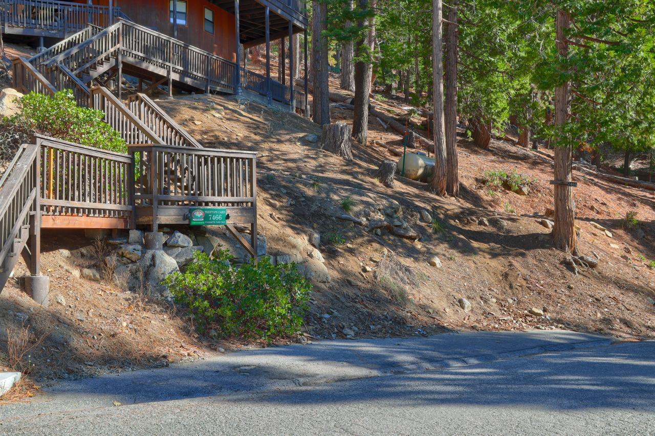 7466 Yosemite Park Way, Yosemite, California, 95389, United States, 3 Bedrooms Bedrooms, ,3 BathroomsBathrooms,Residential,For Sale,7466 Yosemite Park Way,1408920