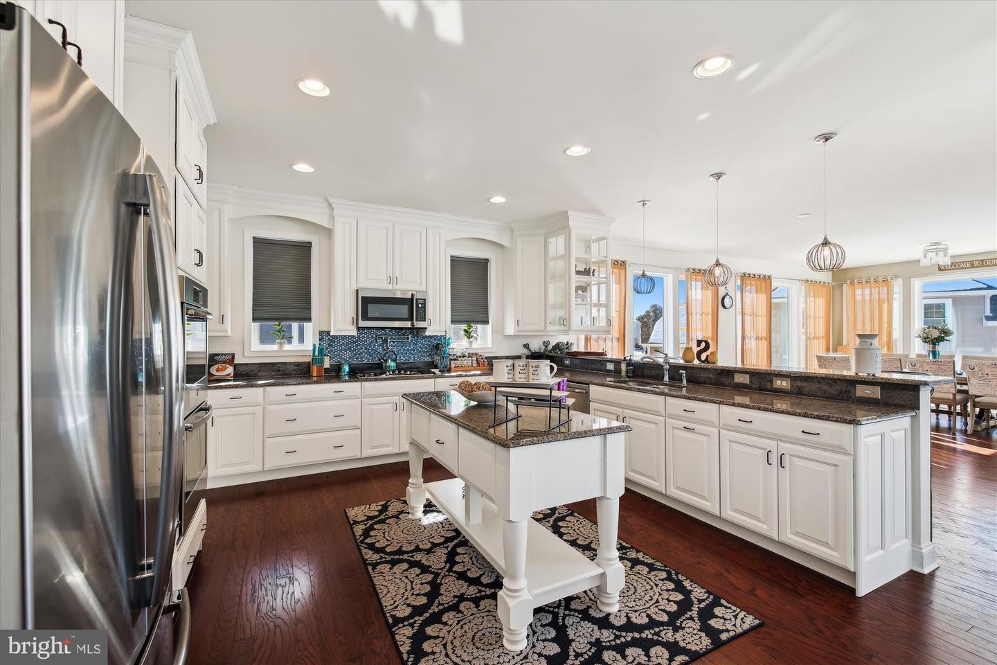 Ocean View, Delaware, 19970, United States, 4 Bedrooms Bedrooms, ,5 BathroomsBathrooms,Residential,For Sale,1691728