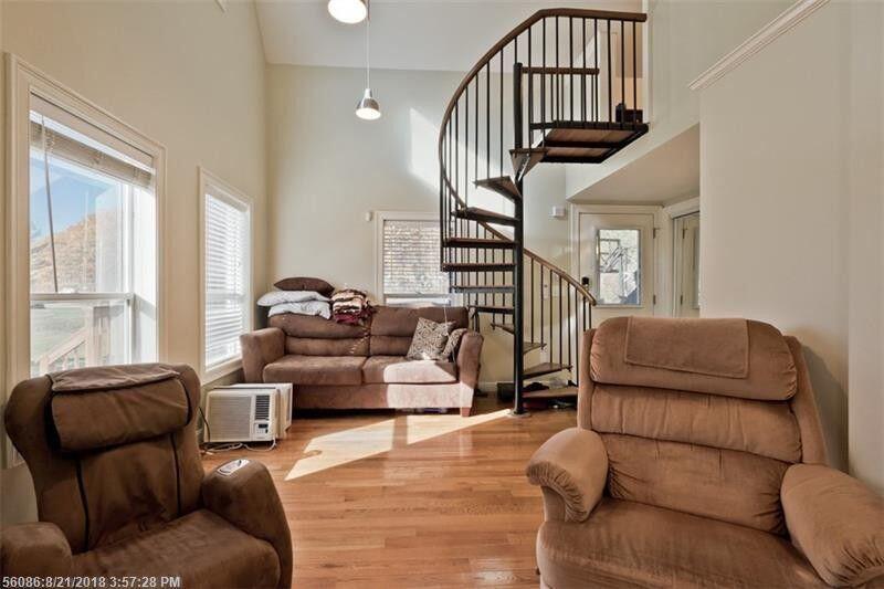 Biddeford, Maine, 04005, United States, 4 Bedrooms Bedrooms, ,4 BathroomsBathrooms,Residential,For Sale,1917250
