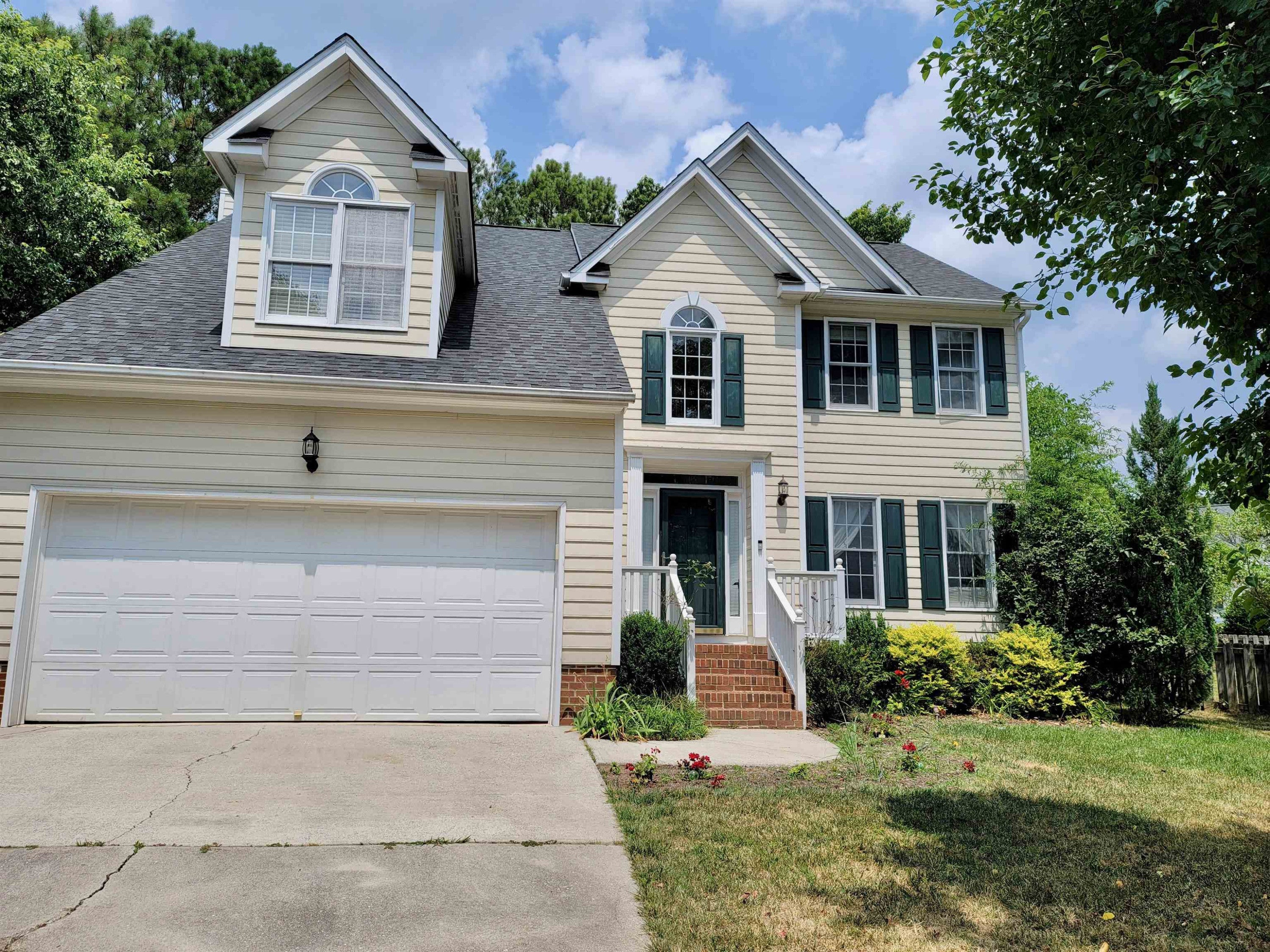 209 Halpen Drive, Cary, North Carolina, 27513, United States, 3 Bedrooms Bedrooms, ,3 BathroomsBathrooms,Residential,For Sale,209 Halpen Drive,1434486
