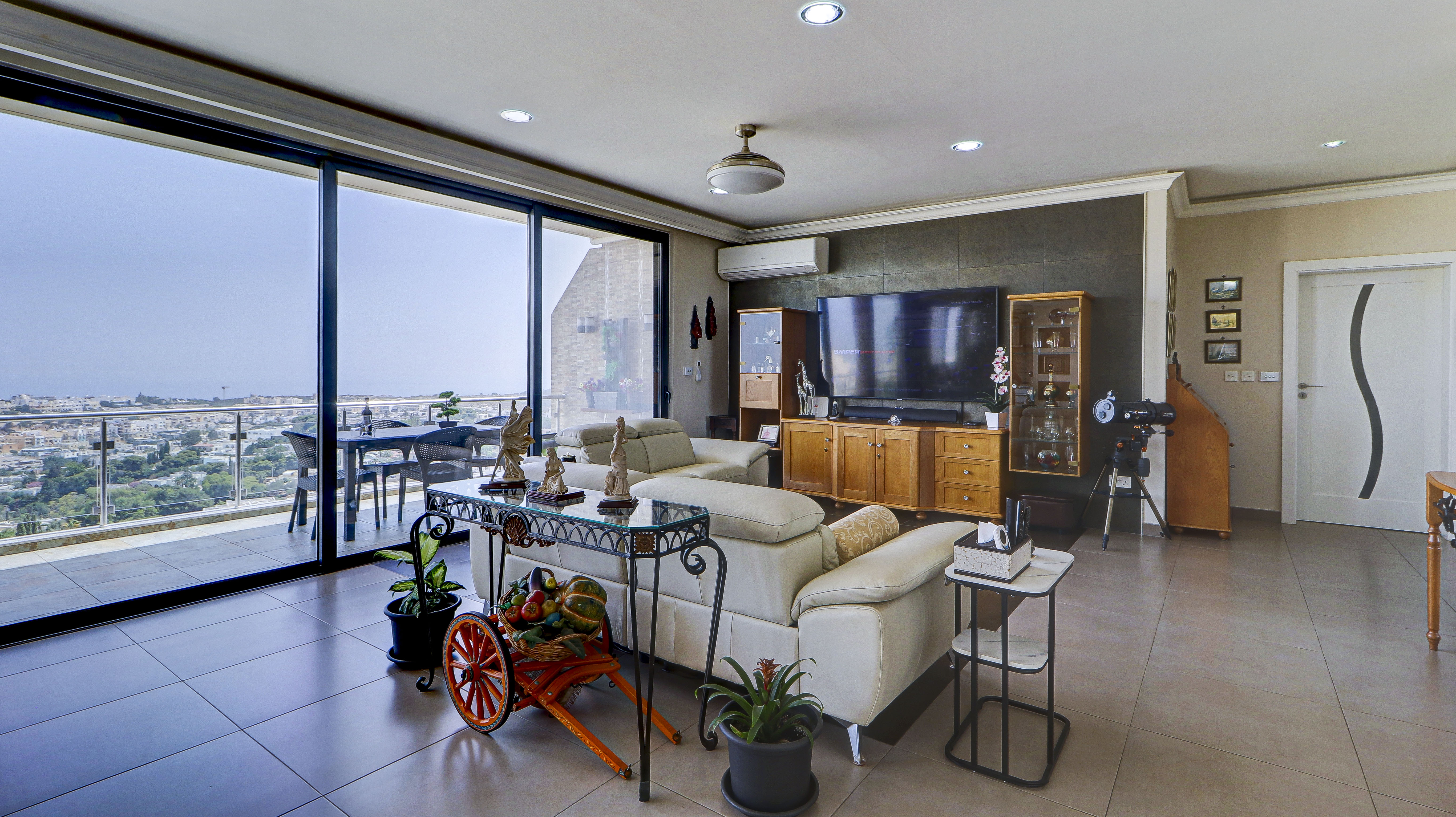  Stunning Penthouse with Panoramic Mediterranean Views - 物件實景