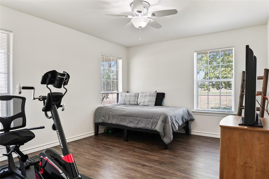 Gunter, Texas, 75058, United States, 4 Bedrooms Bedrooms, ,3 BathroomsBathrooms,Residential,For Sale,2008582